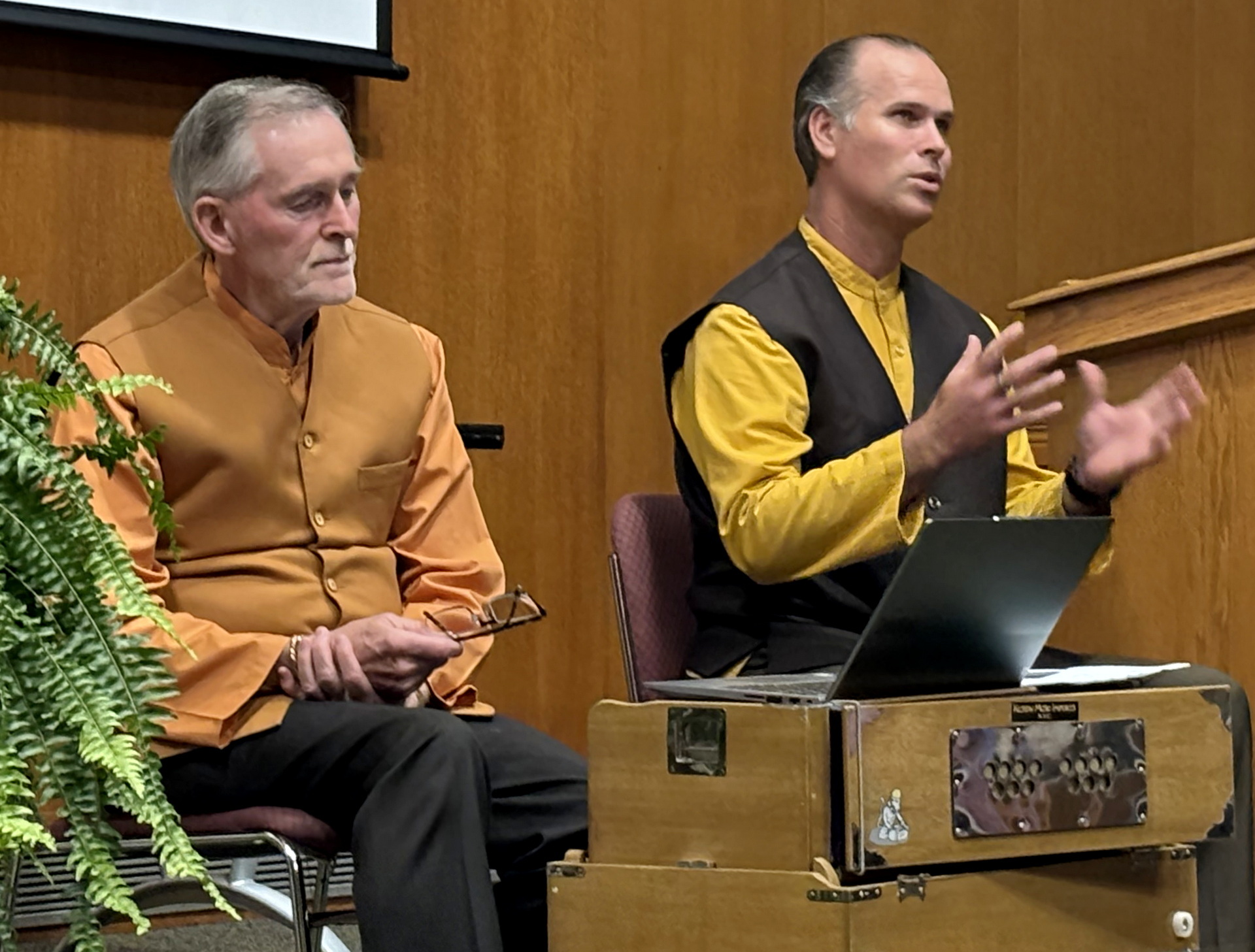 Brother Naradananda and Brahmachari Preston conduct a satsanga for the Grand Rapids members.