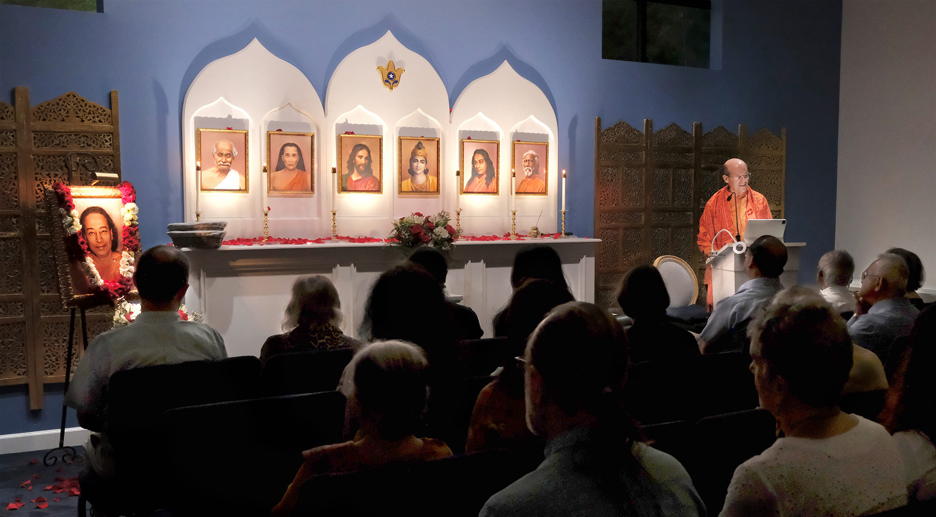 Brother Keshavananda leads an inspirational service for members in Raleigh.