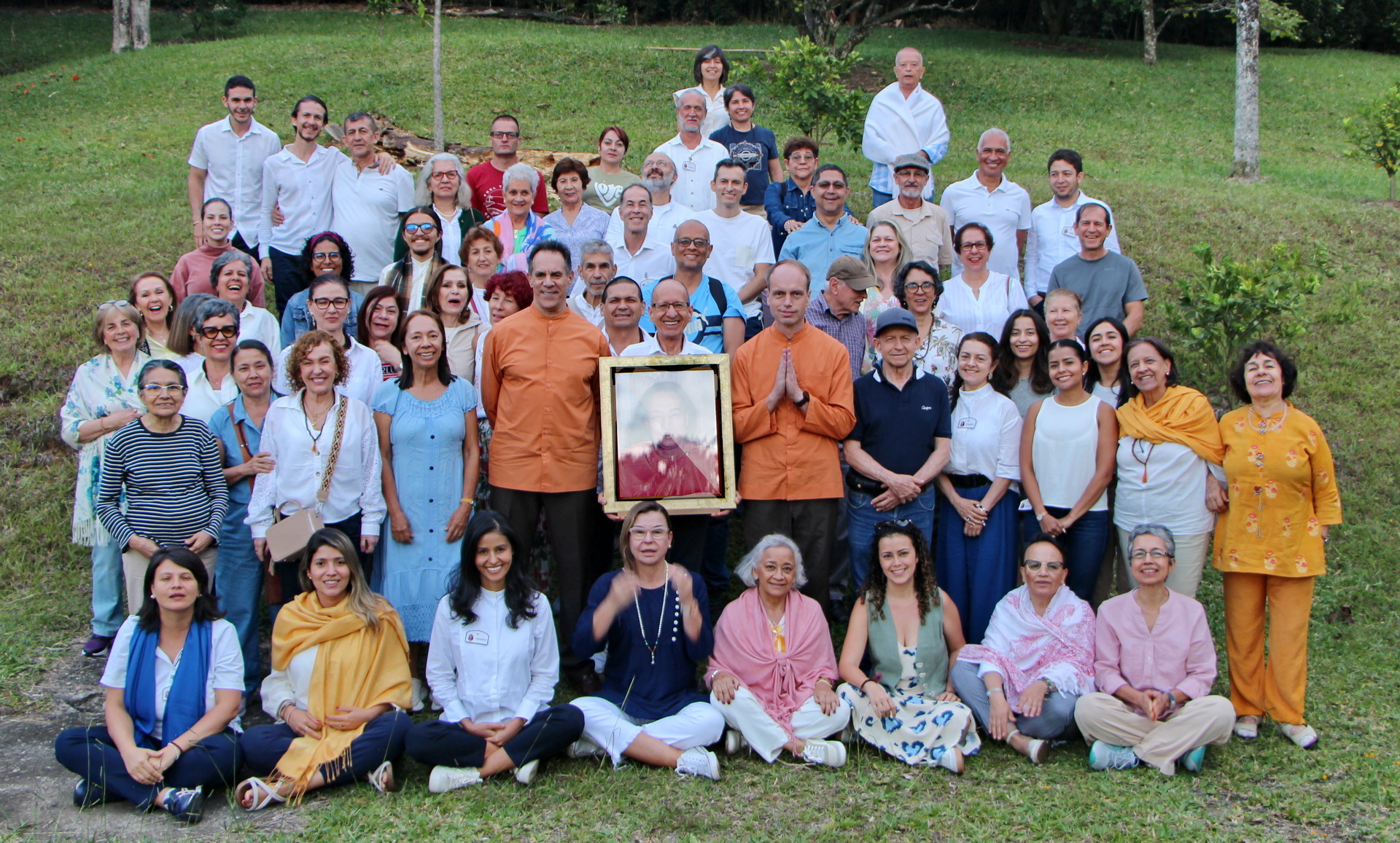Brother Ekananda, Brother Dhyanananda, and the SRF members in Medellín. The monks then traveled to meet with SRF members in Asunción, Paraguay (not pictured).