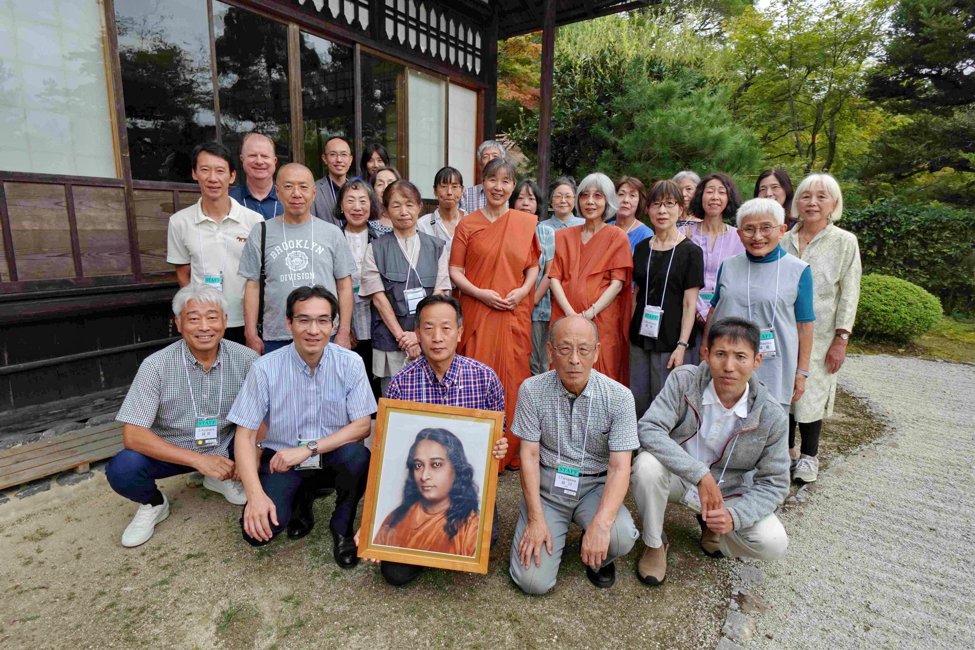 Group shot with members at Kyoto.