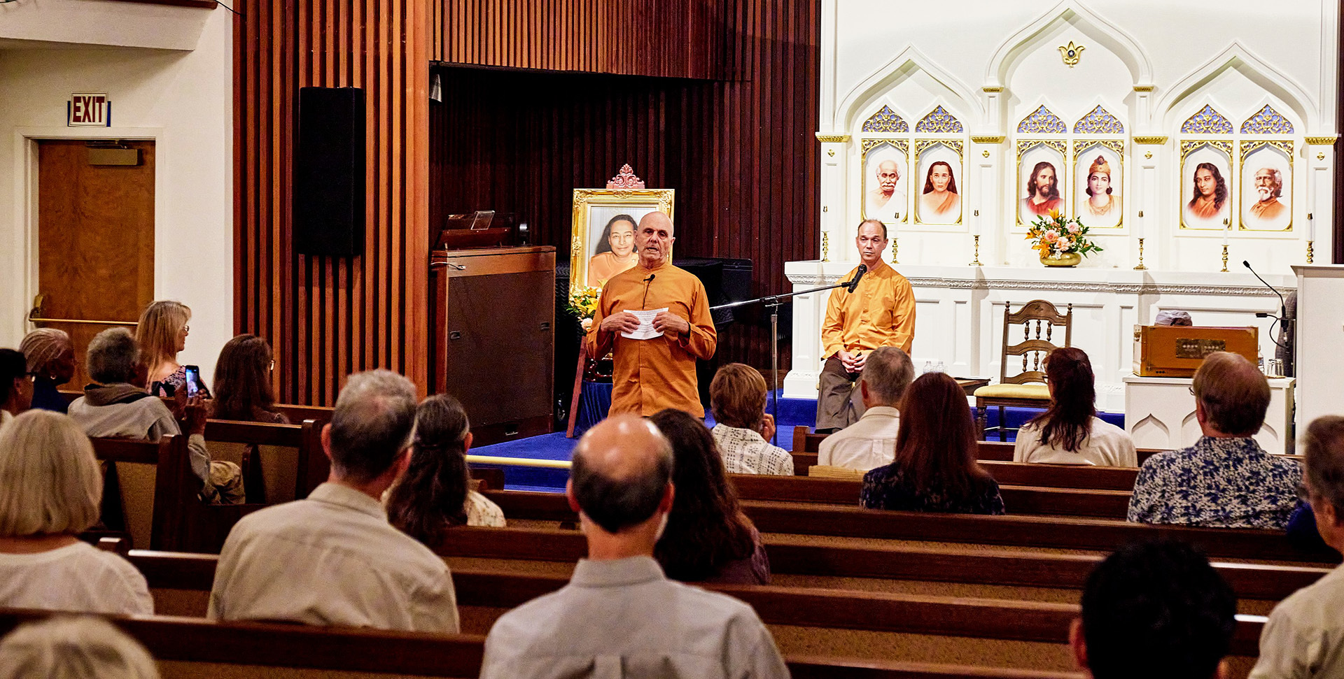 Brother Devananda and Brother Bhimananda conduct a joint satsanga for participants in Sacramento.