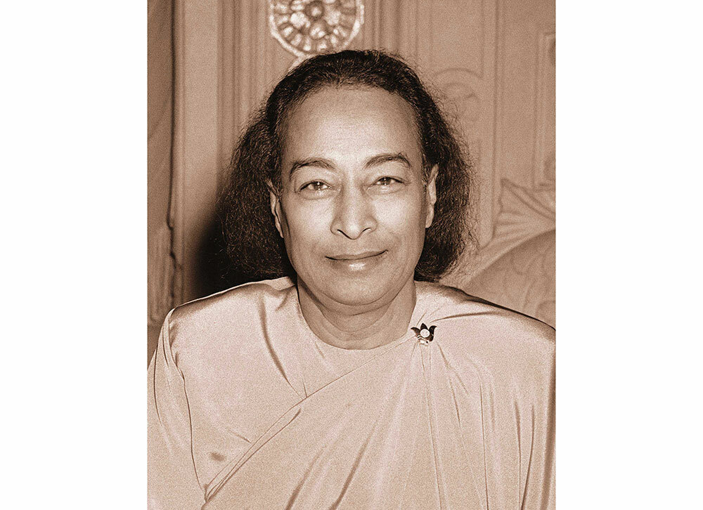 PY 5207 24 06 Last Smile cropped sepia 1920 BLP