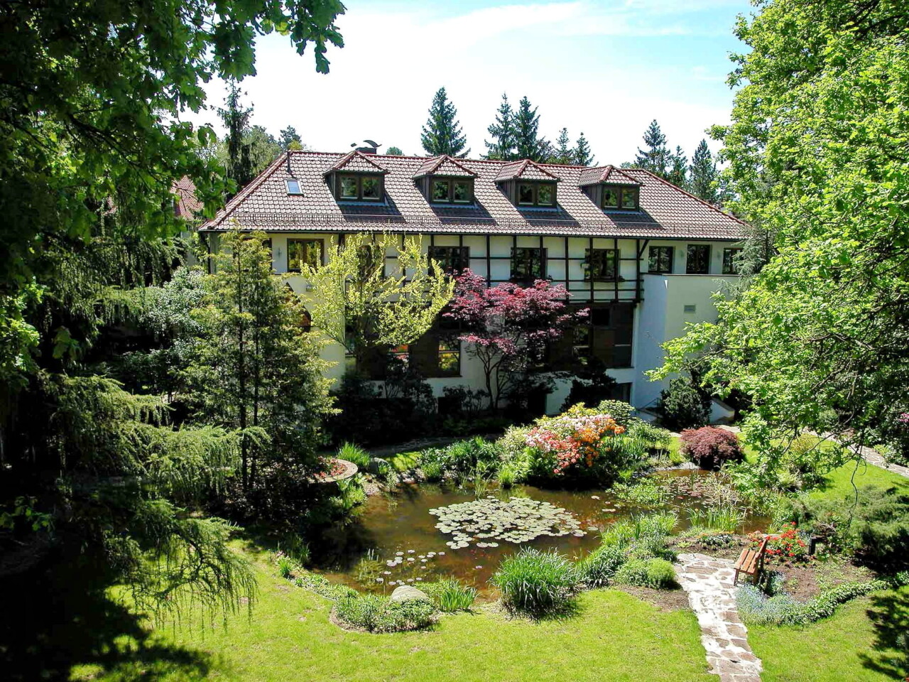 Ashram Laufam Holz 009b exp