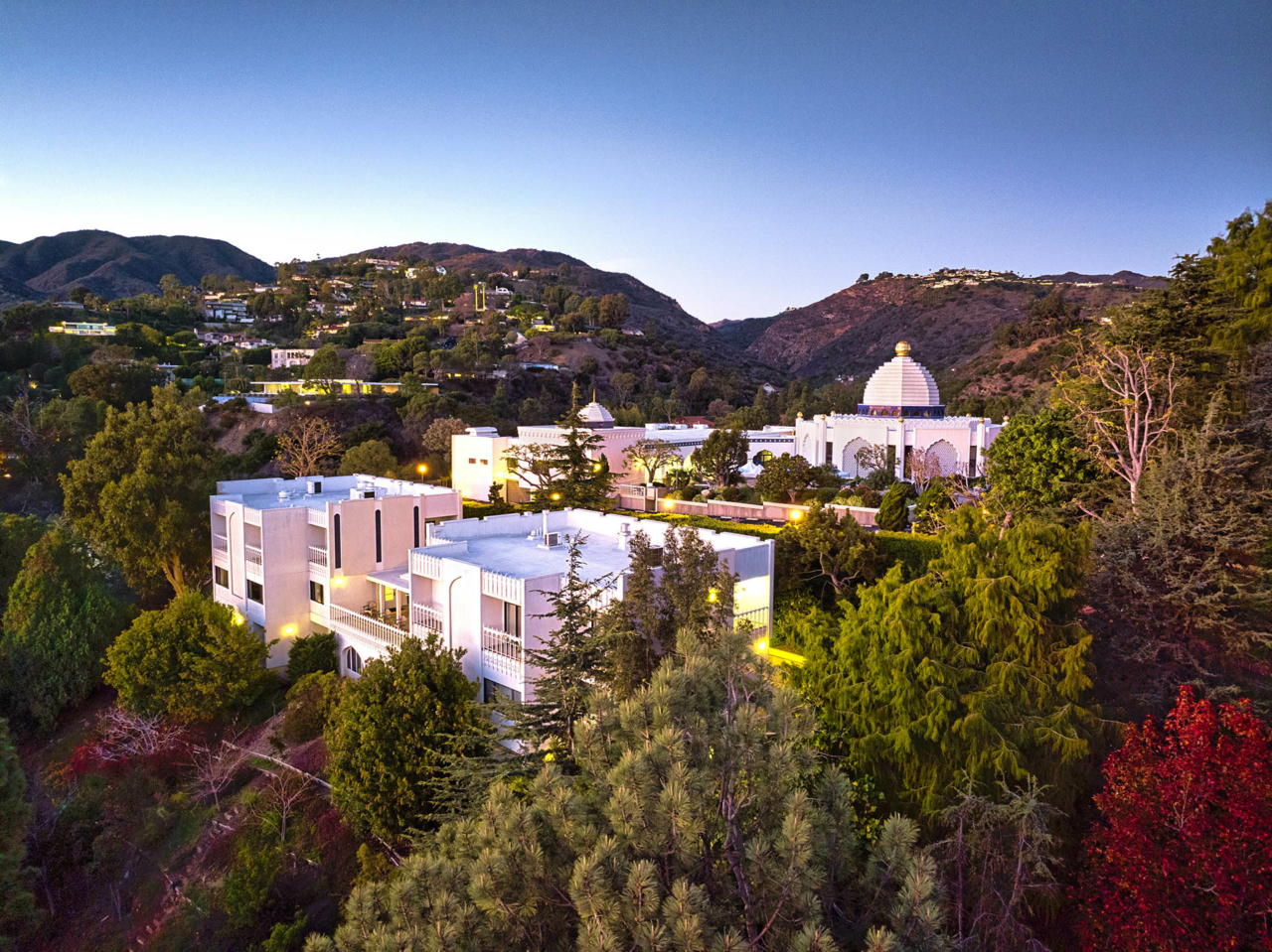 Lake Shrine Retreat drone shot