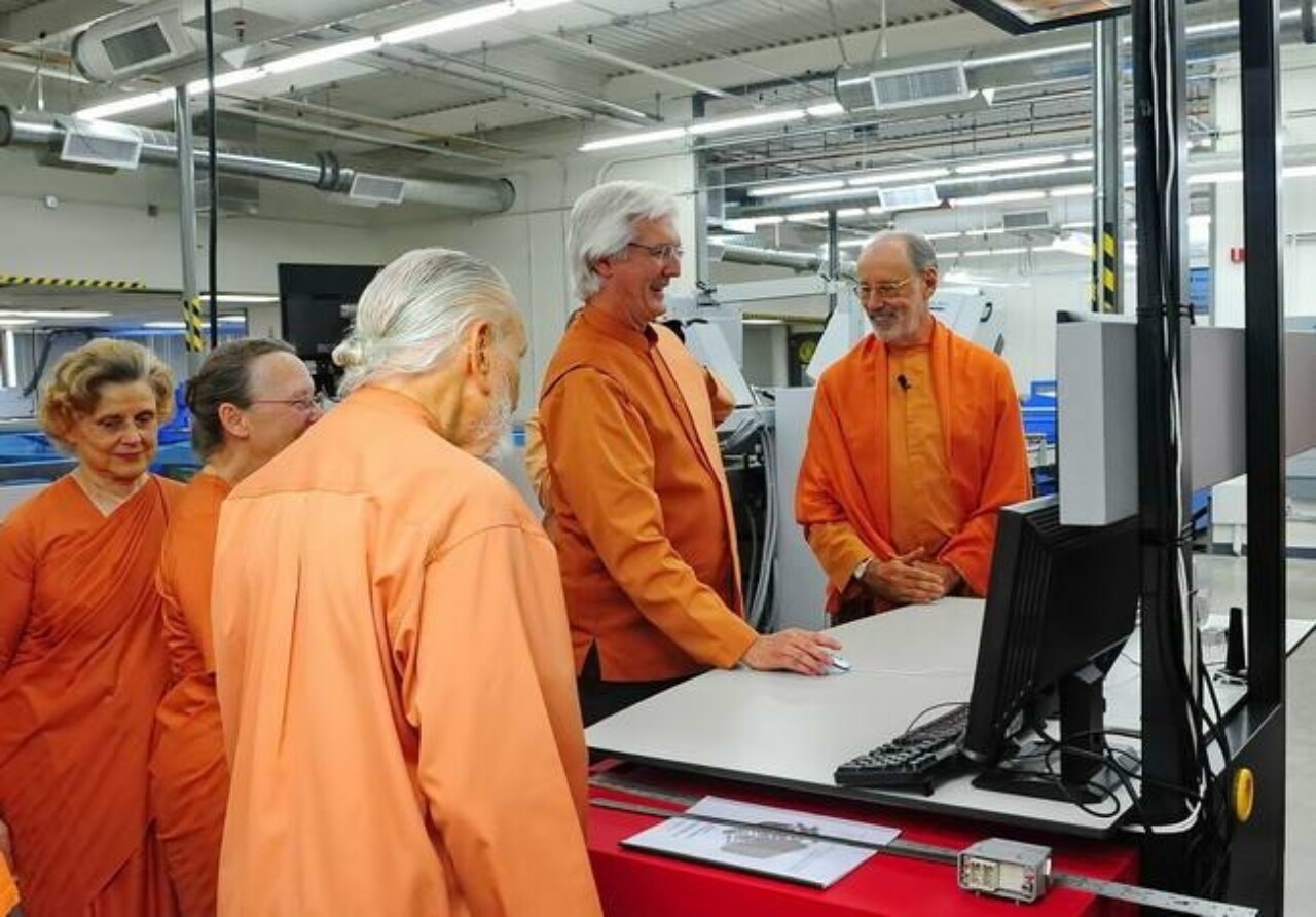 Srf Dedicates New Press And Bindery Equipment 5