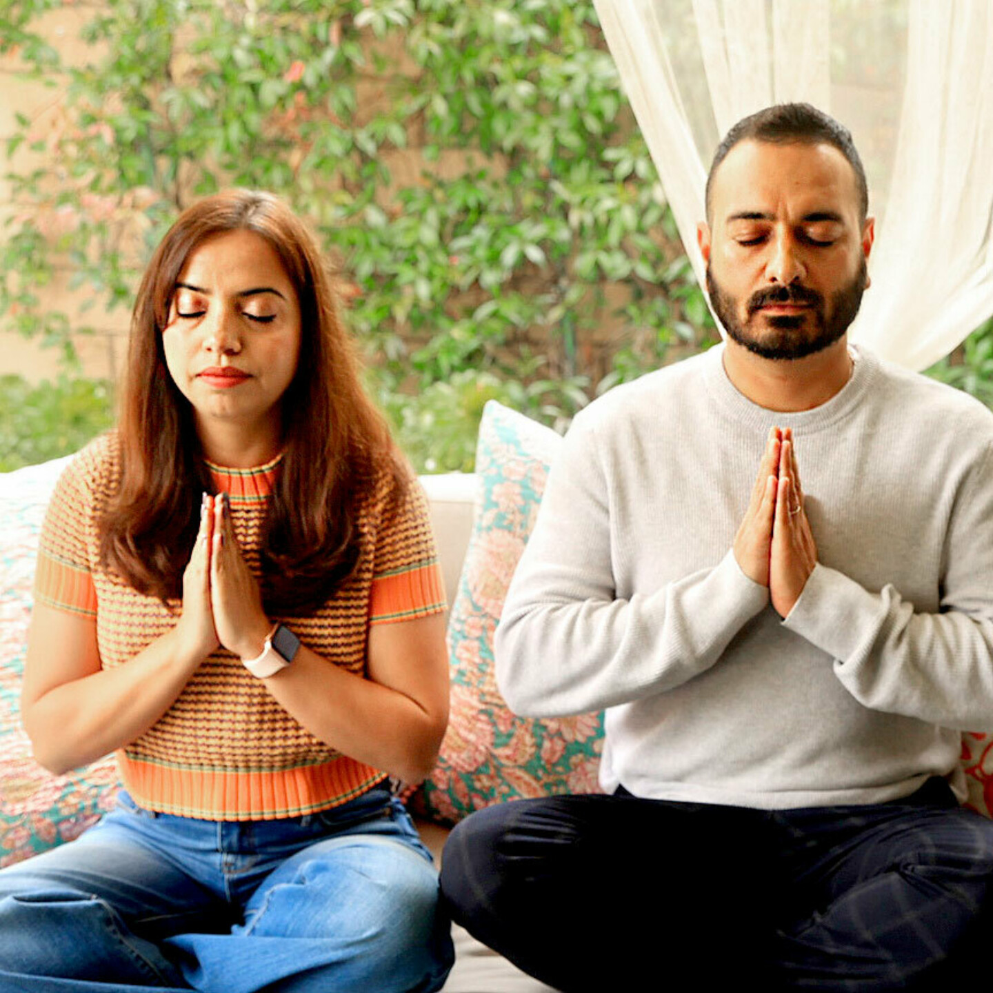 SRF Devotee Couple praying